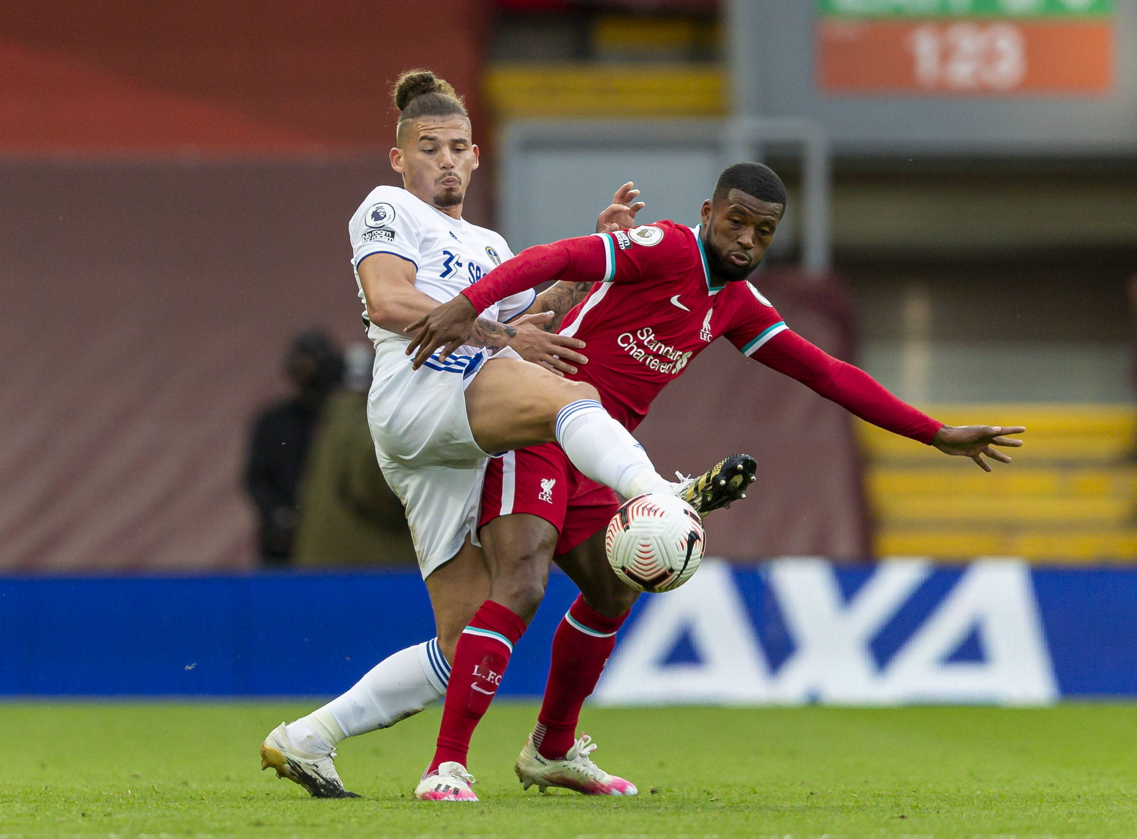 涉以具种族歧视字眼辱警 澳女足队长受审.