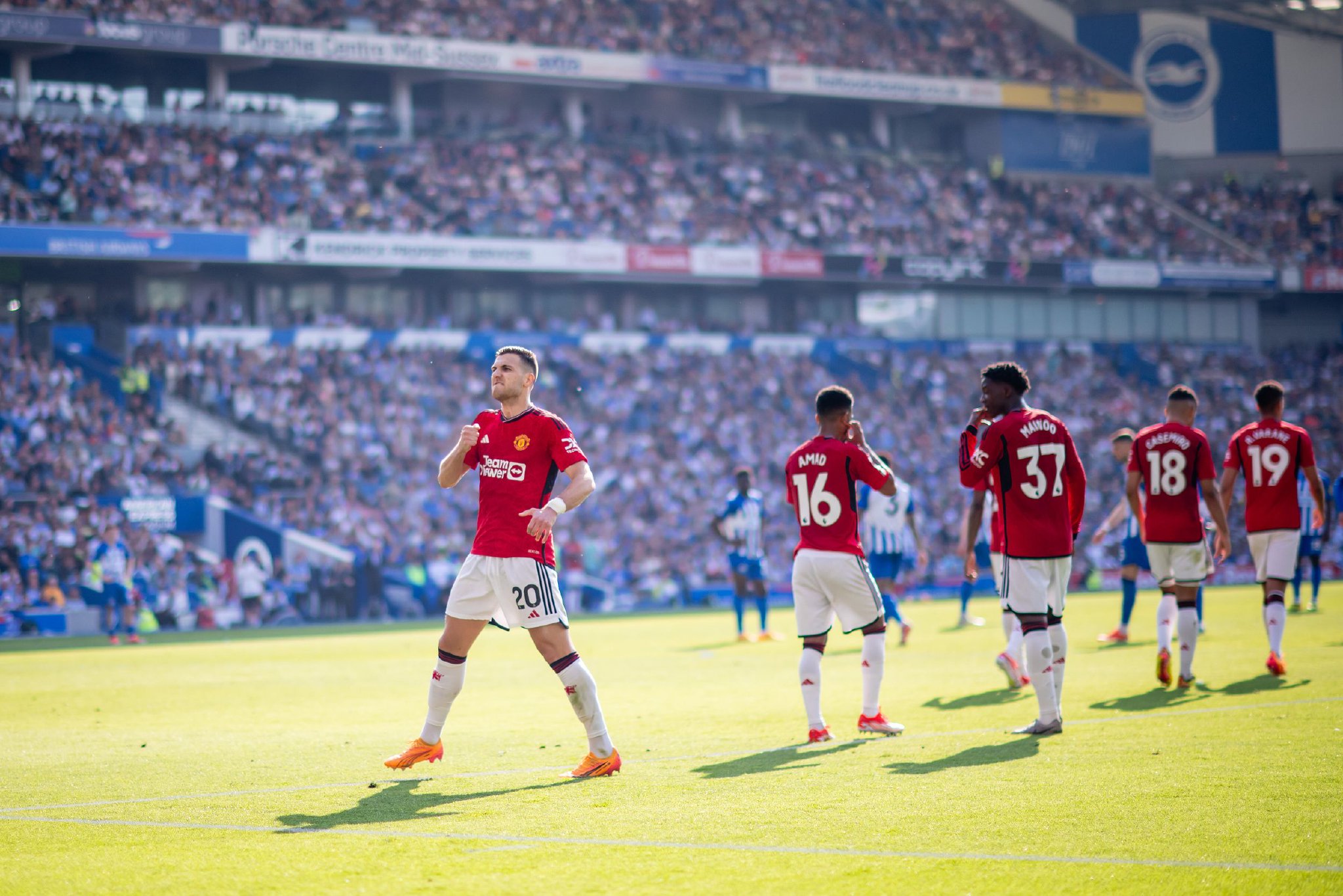 使得他成为 使得他成为